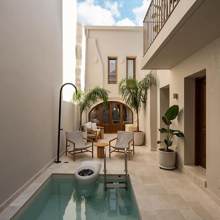 Cortiletto Timeless Suites 罗希姆诺 外观 照片