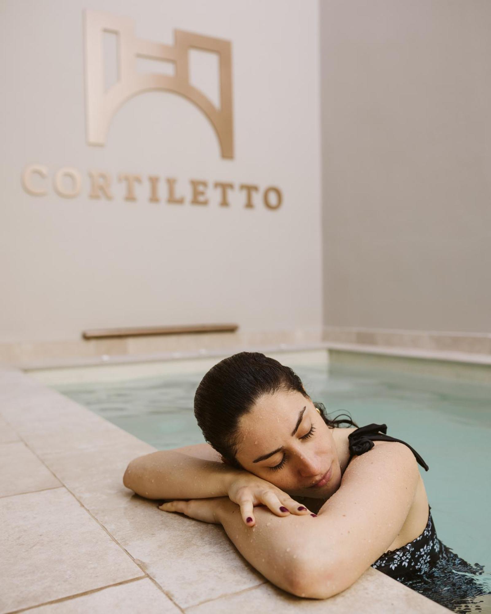 Cortiletto Timeless Suites 罗希姆诺 外观 照片
