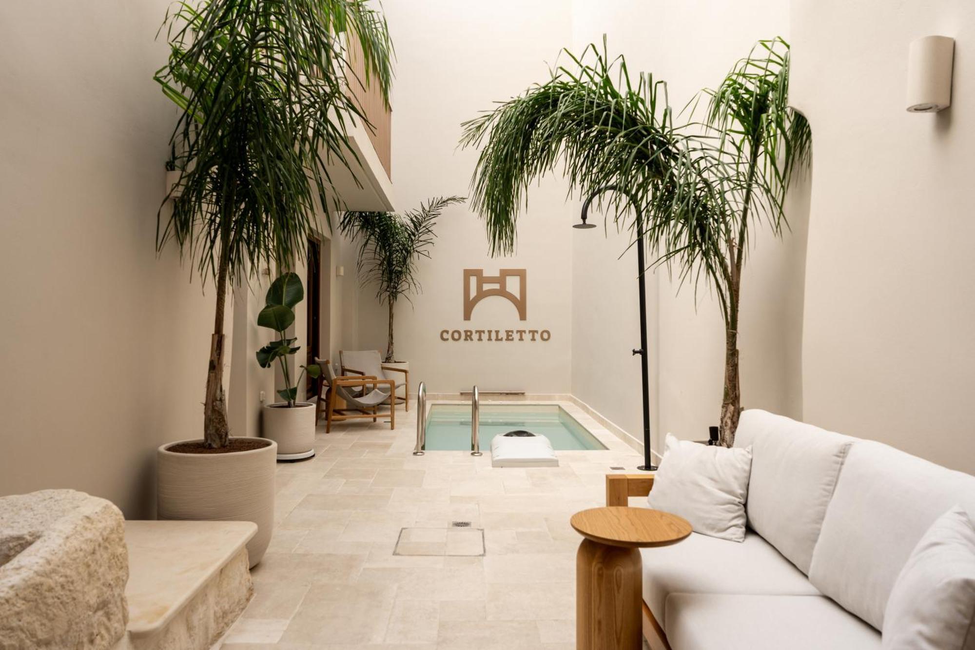 Cortiletto Timeless Suites 罗希姆诺 外观 照片