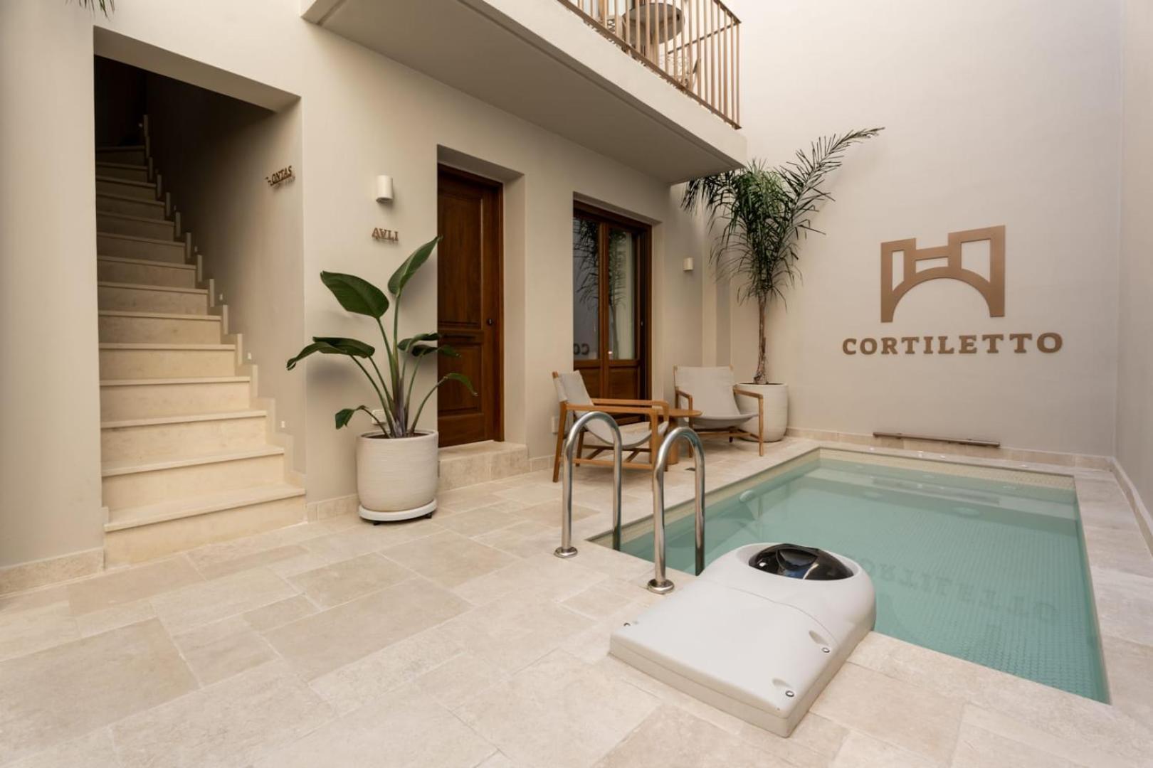 Cortiletto Timeless Suites 罗希姆诺 外观 照片
